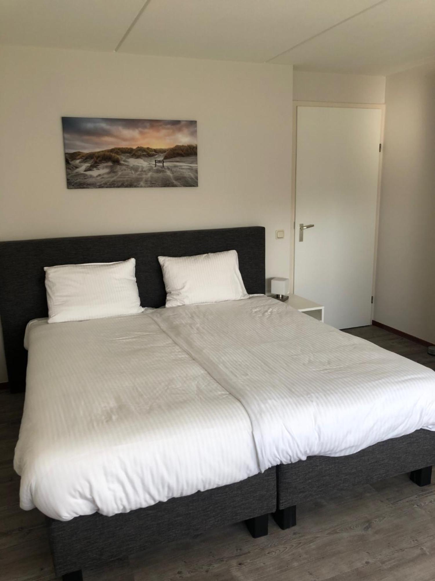 Waddenresidentie Ameland Zilt, Een Ruim 4-Persoons Appartement Buren  Bagian luar foto